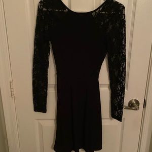 lace long sleeve dress